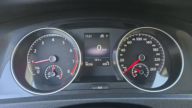 Volkswagen Golf view 12