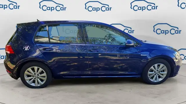 Volkswagen Golf view 4