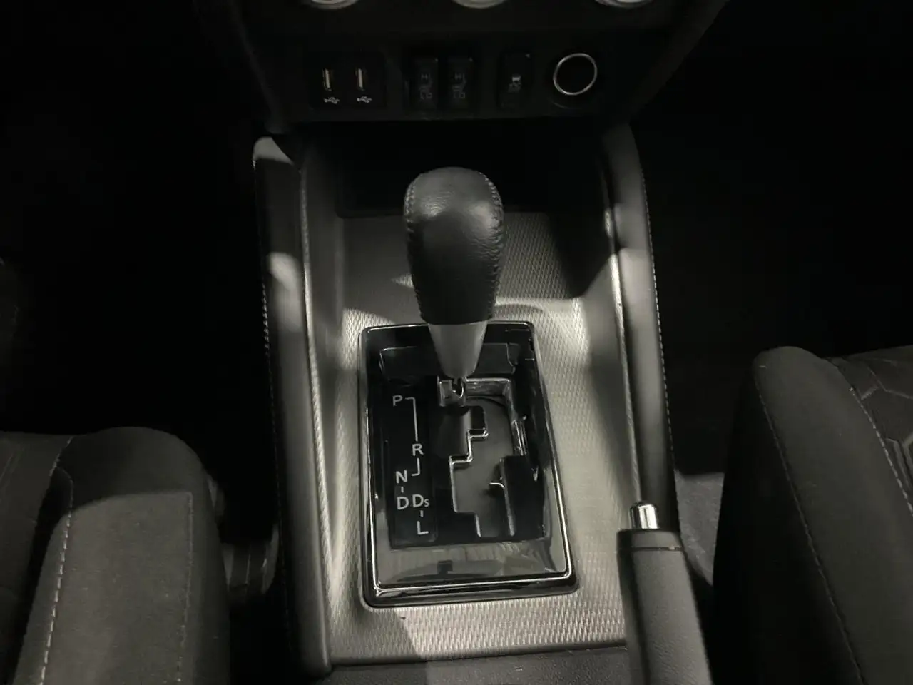 Mitsubishi RVR снимка Mitsubishi RVR