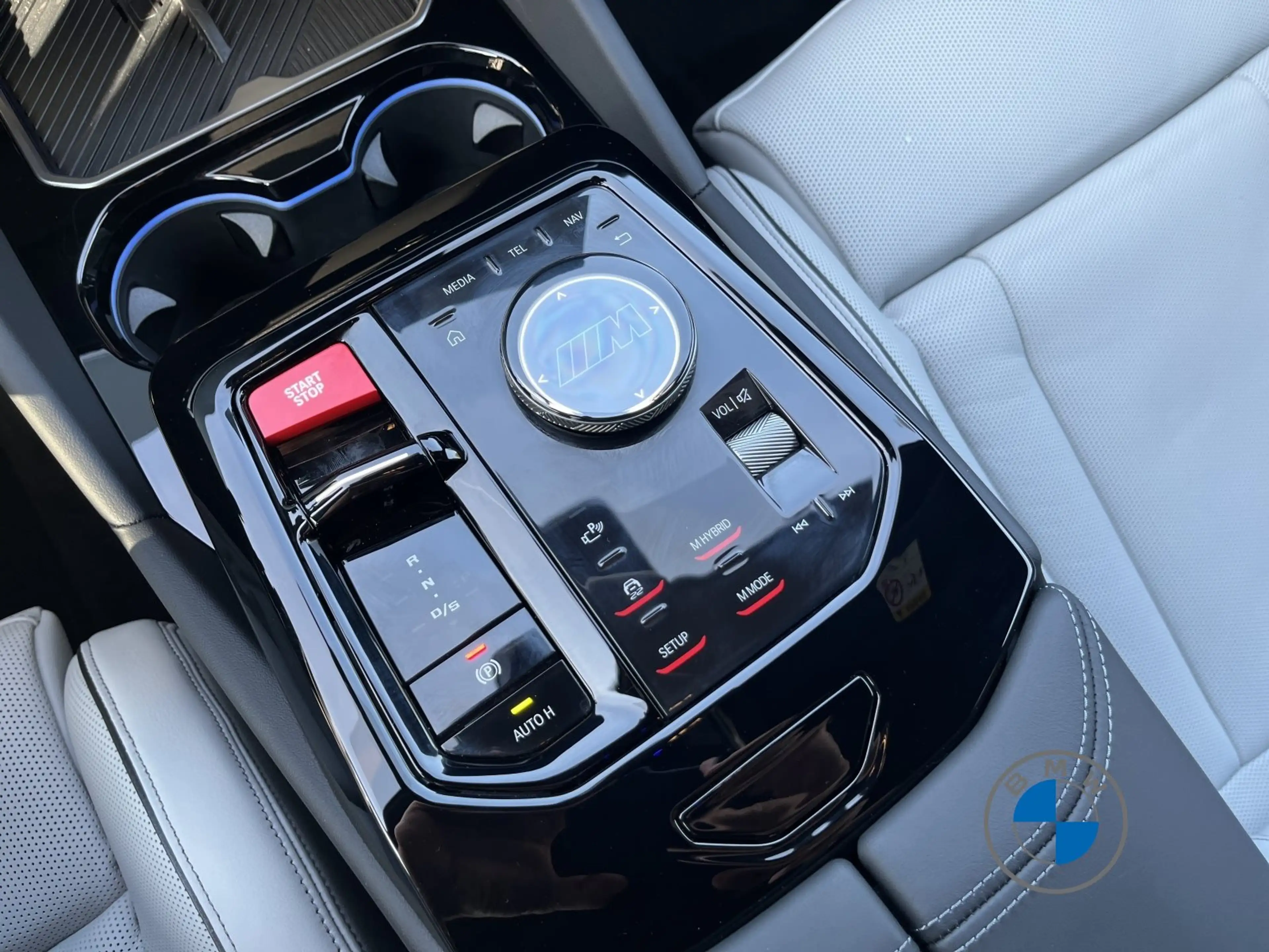 BMW M5 Limousine 20"/21" Carbon Keramik DA Prof. B&W — photo 14