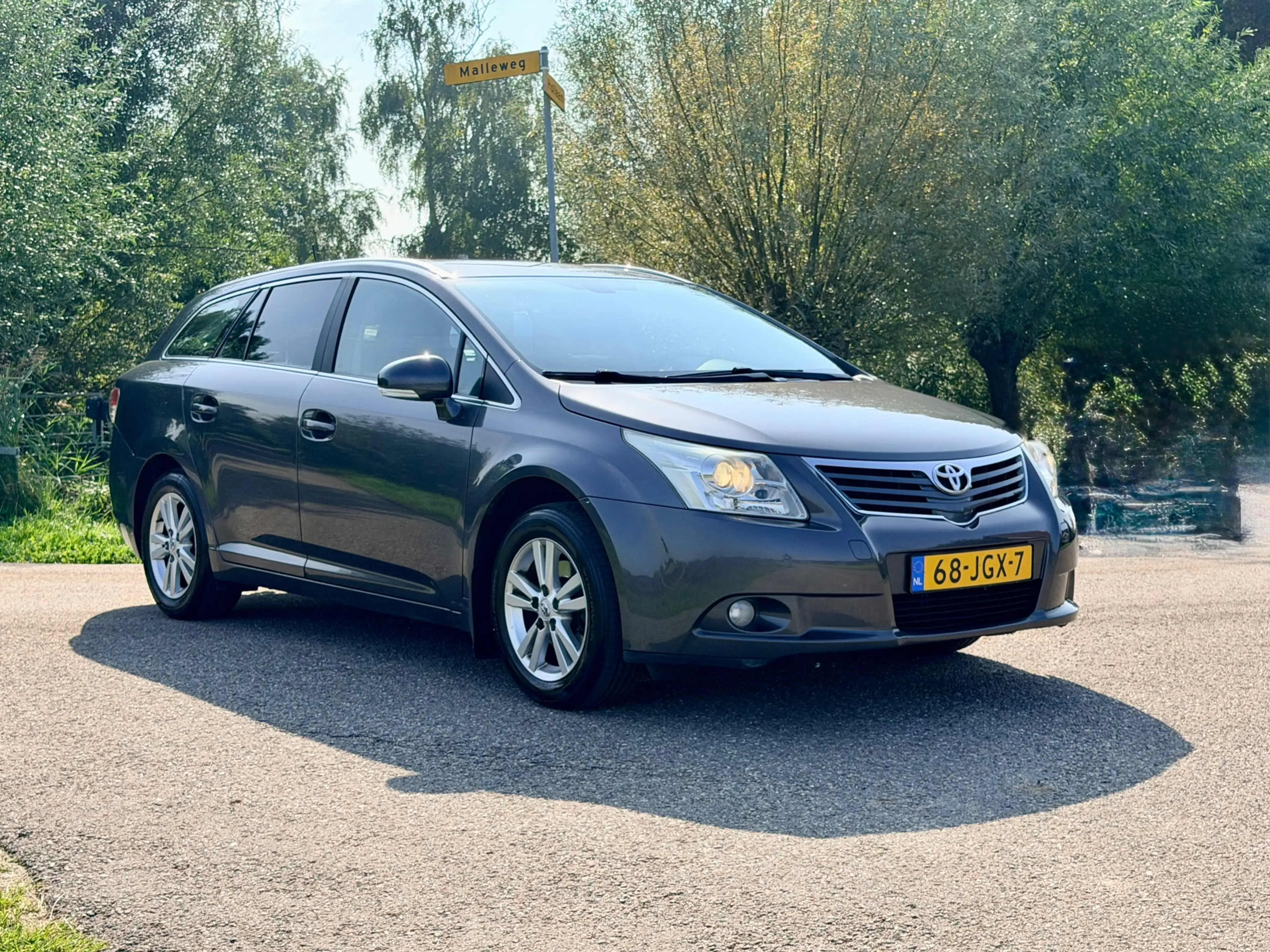 Toyota Avensis Wagon 1.8 VVTi Dynamic Automaat Clima Cruise Contr — photo 5