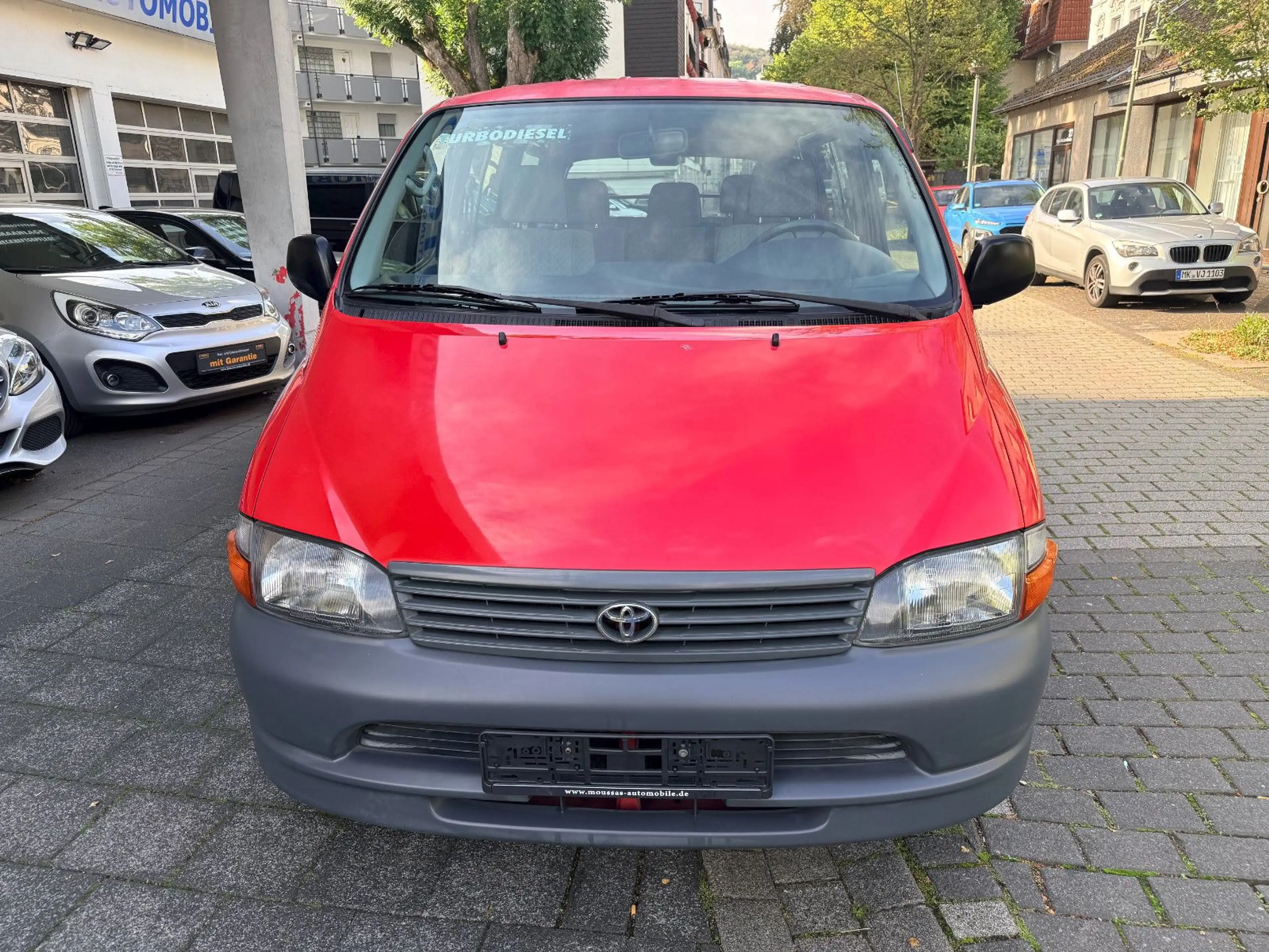 Toyota Hiace 2.5 Diesel D4D, 8-Sitzer, 1. Hand — photo 2
