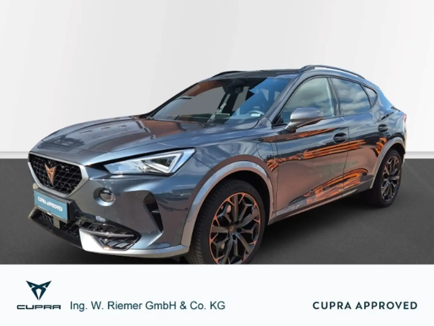 CUPRA Formentor VZ e-Hybrid Panorama AHK Leder BLIS ACC Grau - 1