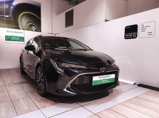 Toyota Corolla (2018-->) - Corolla Touring Sports 2.0 Hybrid Loun