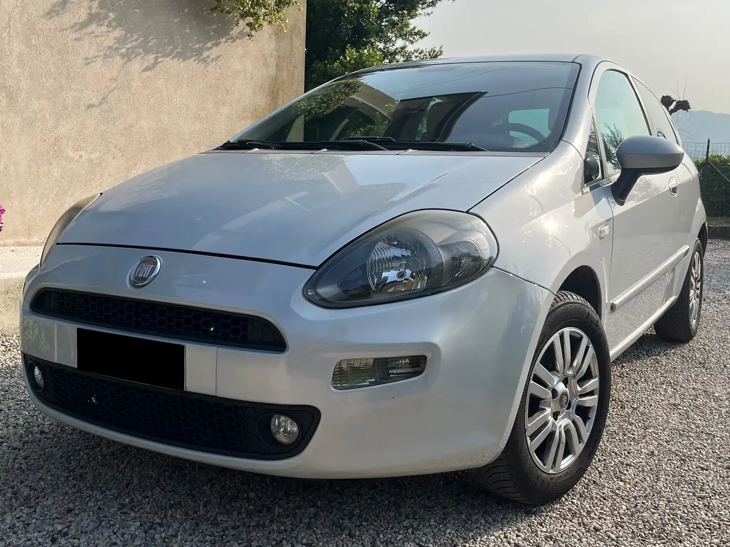 Fiat Punto Punto III 2012 3p 1.4 easypower Lounge Gpl Grigio - 1