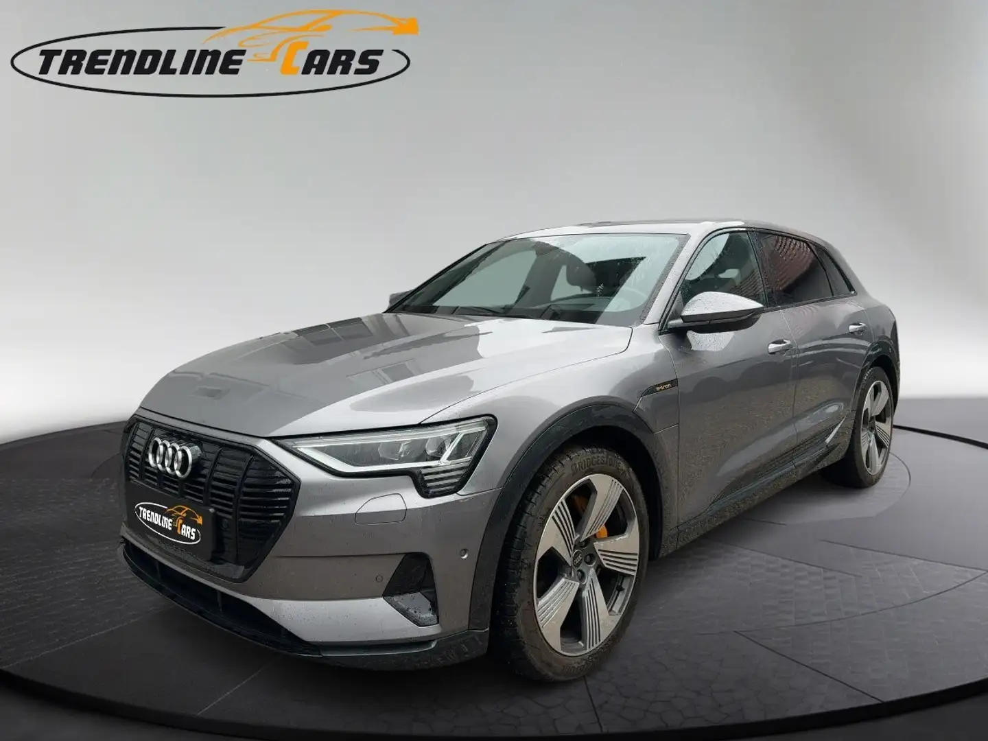 Audi e-tron 50 quattro S-line Grau - 1
