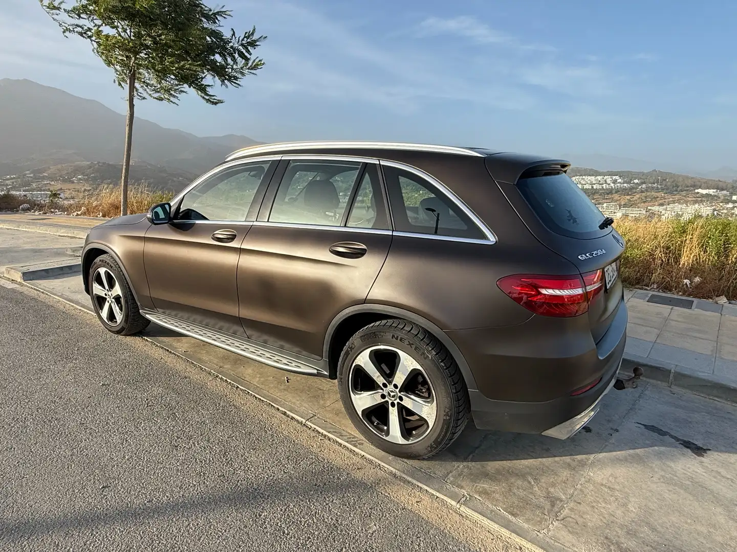 Mercedes-Benz GLC 250 GLC 250d 4Matic Aut. Bronce - 2