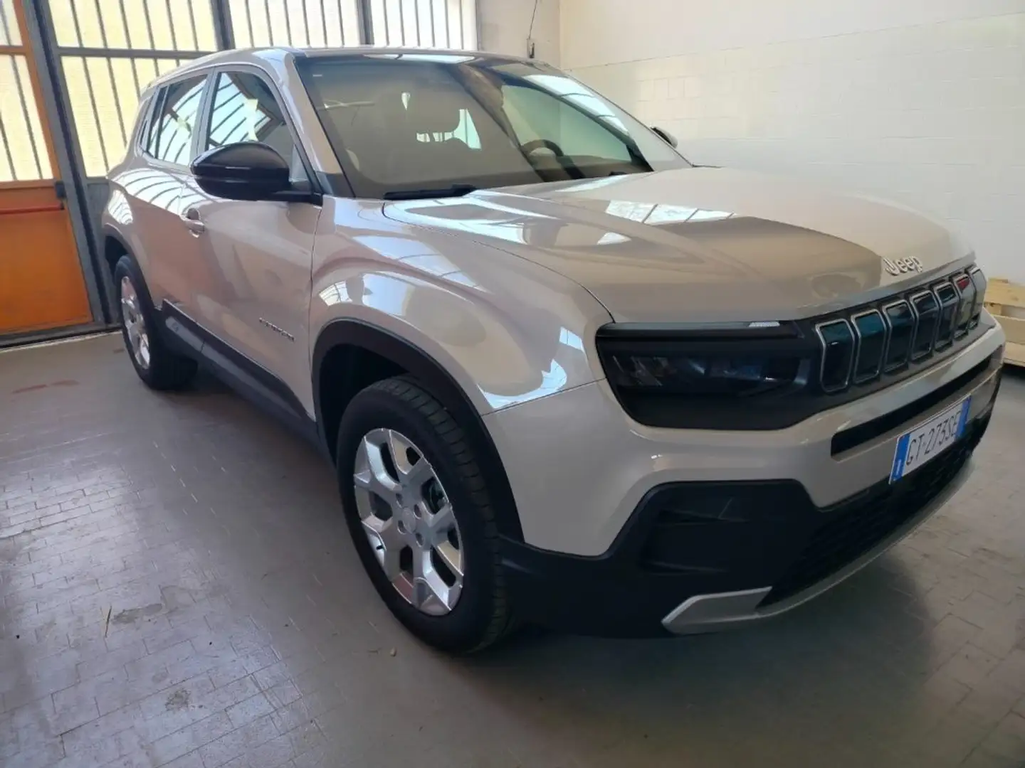 Jeep Avenger 1.2 Turbo Altitude MY24 PROMO Beige - 1