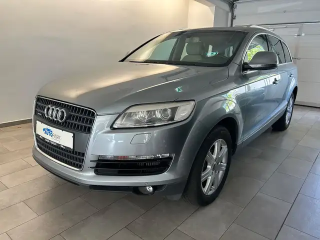 Audi Q7 3.0 TDI quattro *TV*Panorama-Dach*Kein TÜV*