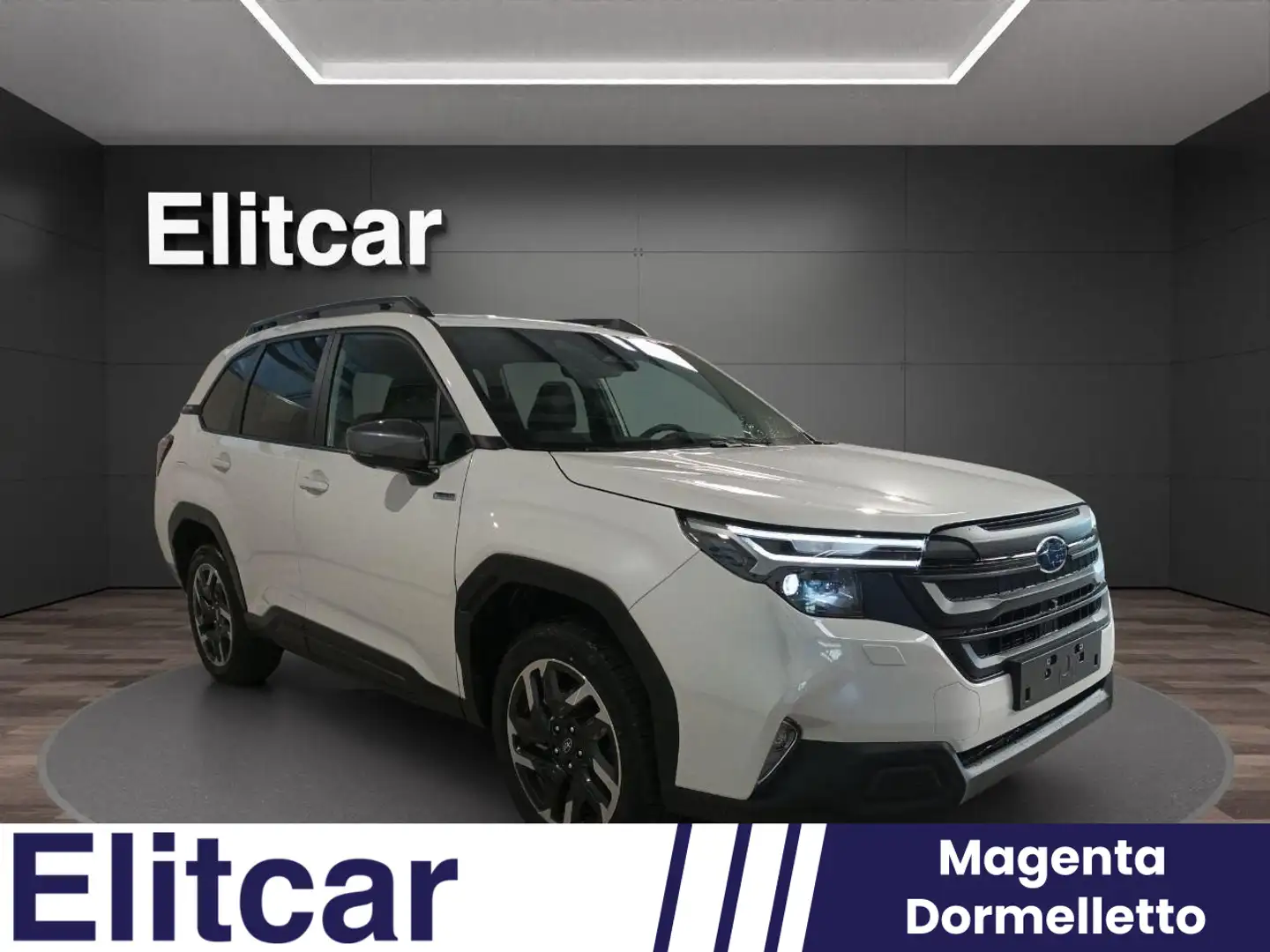 Subaru Forester 2.0 MHEV CVT Lineartronic Style Bianco - 2