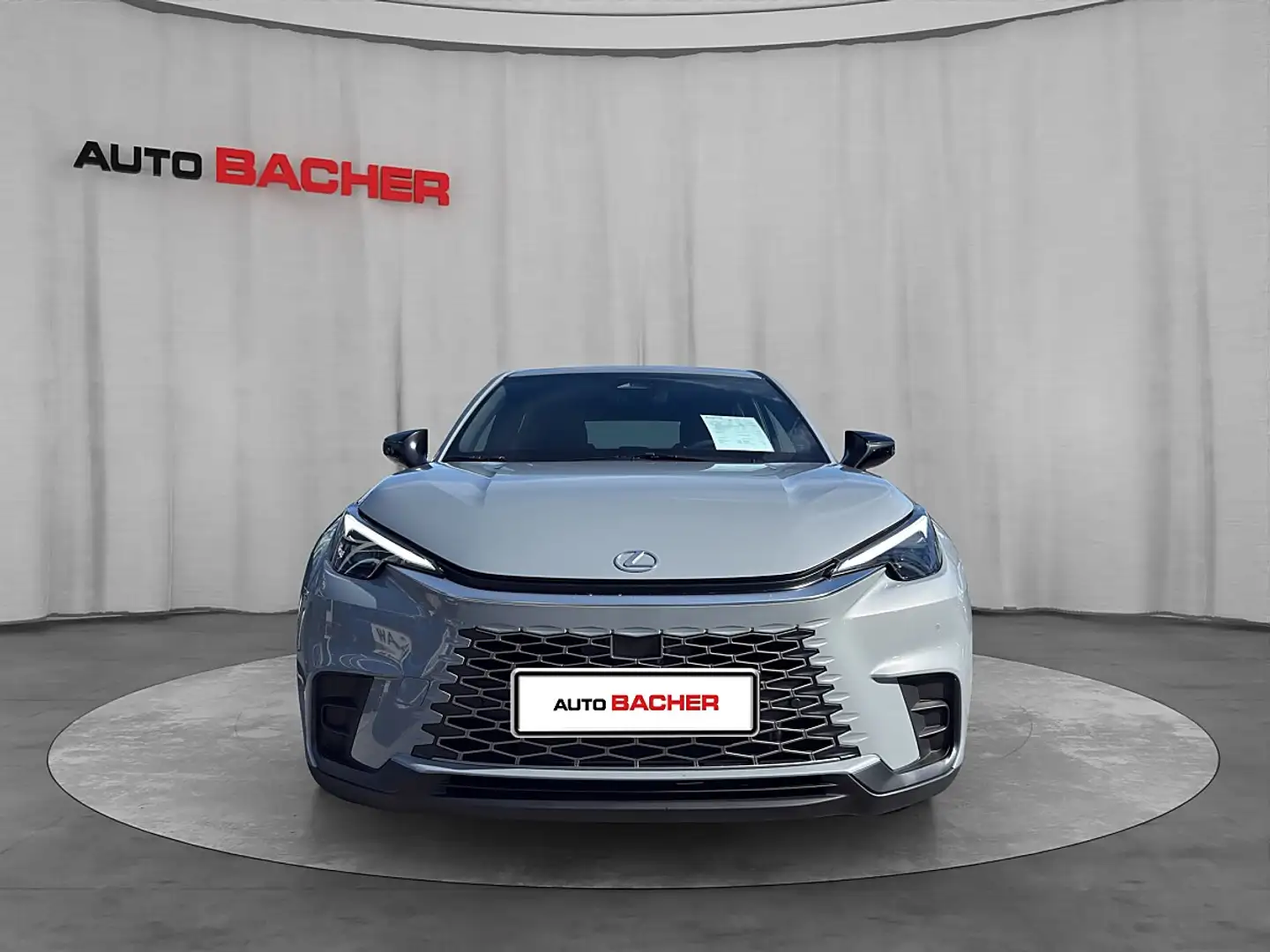 Lexus LBX Basis 136 PS 2WD Grau - 2