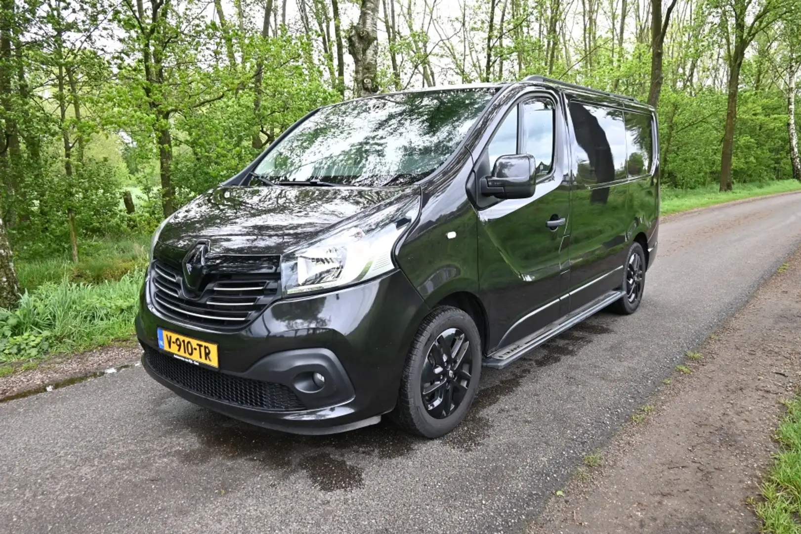 Renault Trafic 1.6 dCi T29 L1H1 Luxe Energy | Navi | Trekhaak | L Noir - 1
