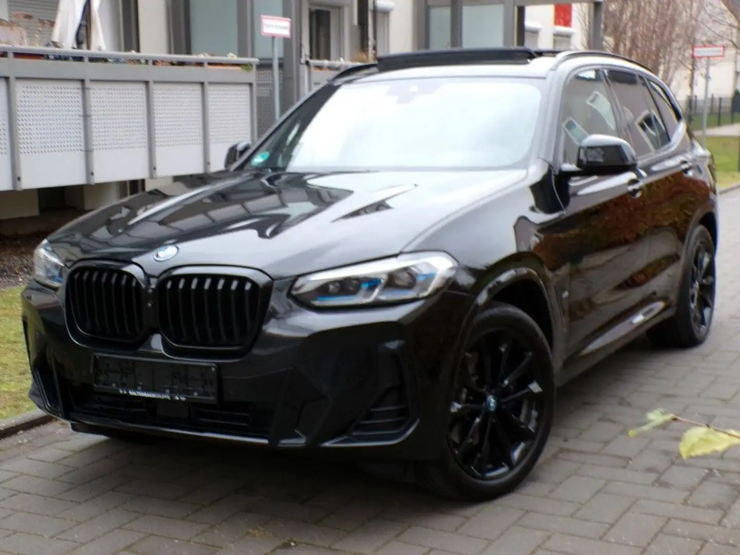 BMW X3 xDrive 30e"M Sport"Pano/HUD/Laser/360°/H&K/20 Schwarz - 1