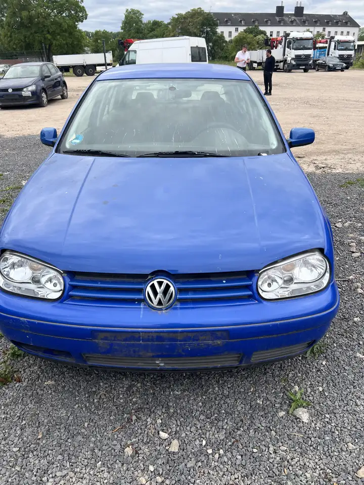 Volkswagen Golf 2.3 V5 Generation, foto 1