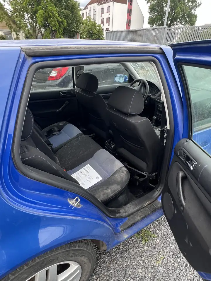 Volkswagen Golf 2.3 V5 Generation, foto 6