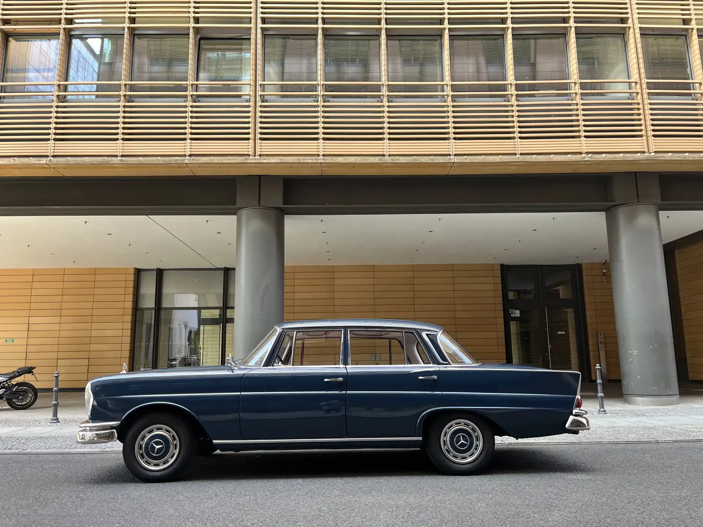 Mercedes-Benz 220 Sb Azul - 2