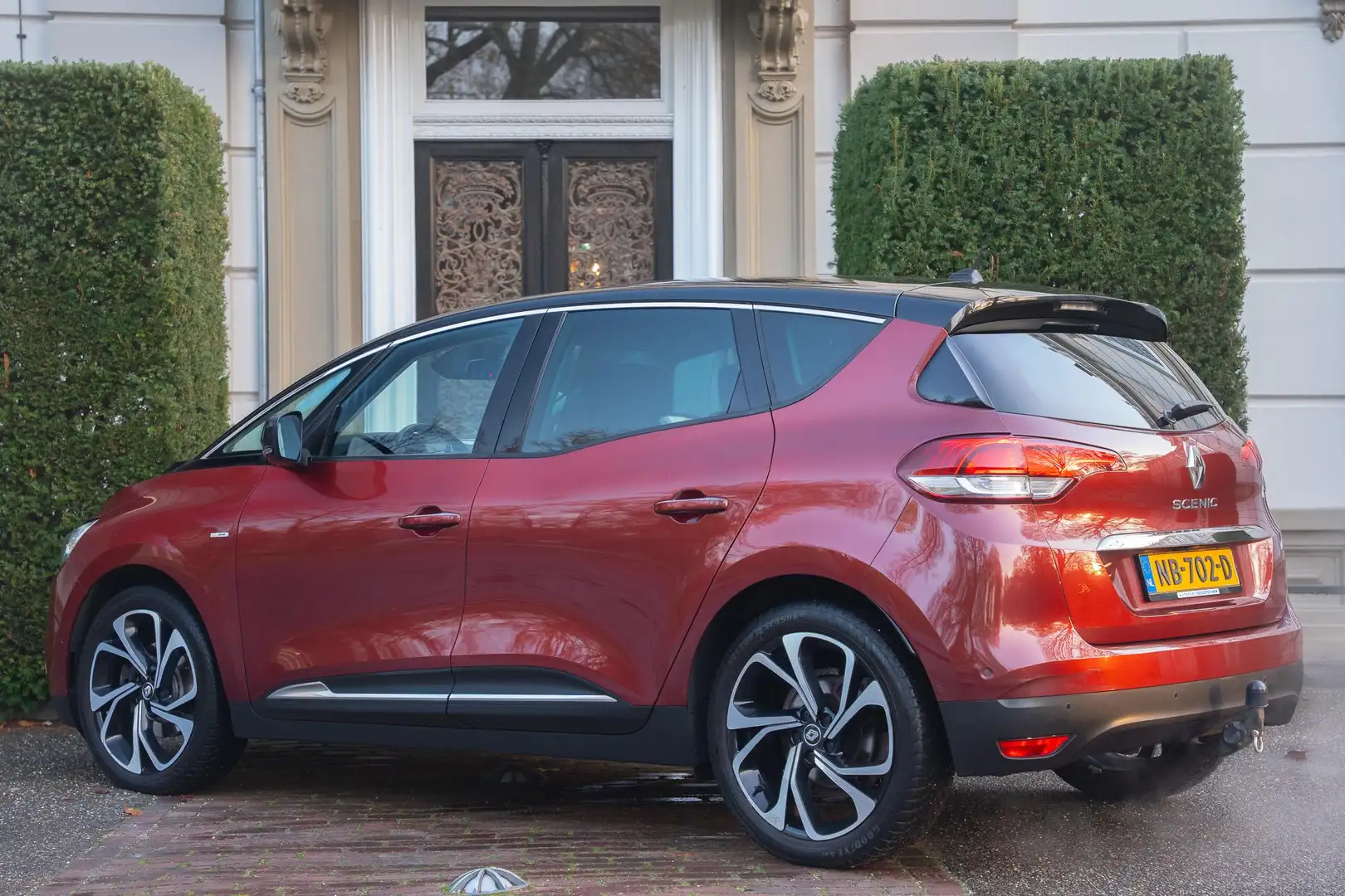 Renault Scenic 1.2 TCe Bose CAMERA | DODEHOEKSENS | HALF LEDER | Rouge - 2