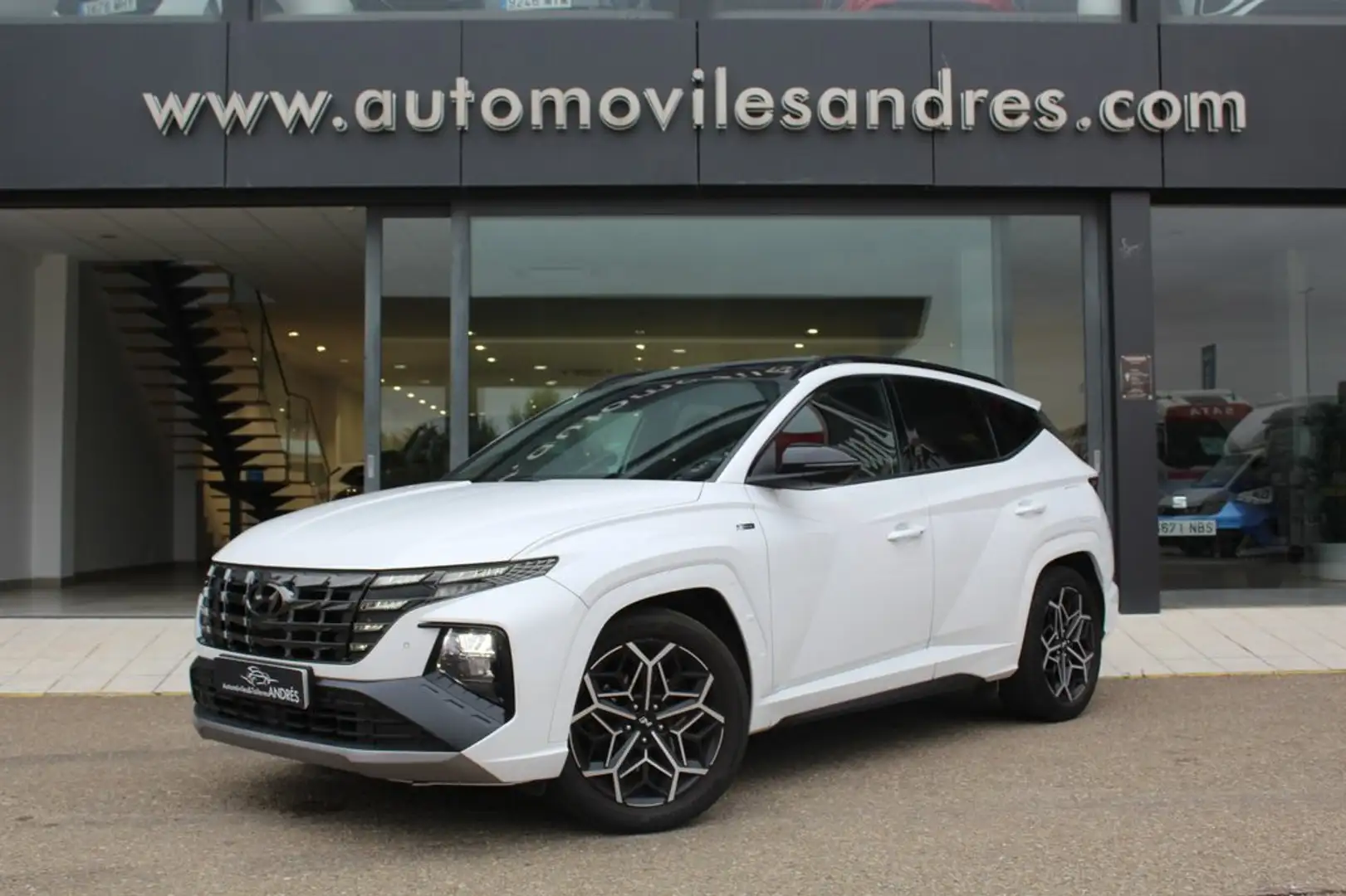Hyundai TUCSON 1.6 CRDI 100kW (136CV) 48V N-Line Sky DC Blanco - 1