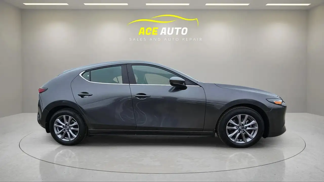 Mazda 3 photo Mazda 3