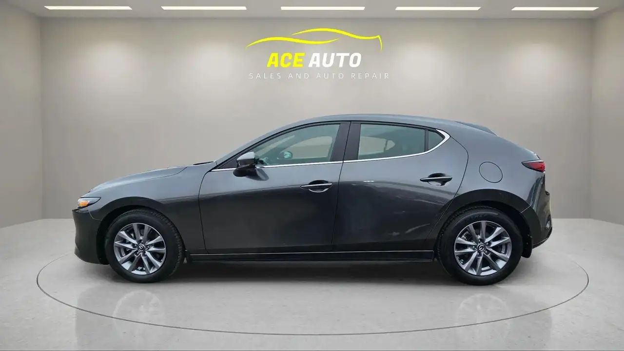 Mazda 3 photo Mazda 3