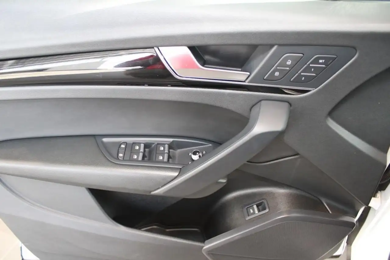 Audi Q5 снимка Audi Q5