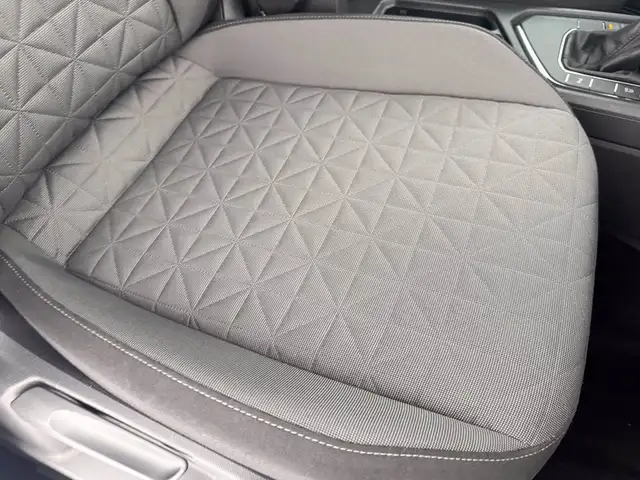 Volkswagen Tiguan view 9