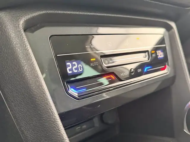 Volkswagen Tiguan view 25