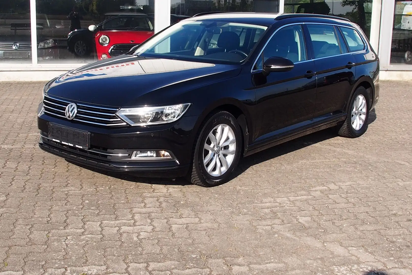 Volkswagen Passat Variant Comfortline/ACC/NAVI/ Siyah - 1