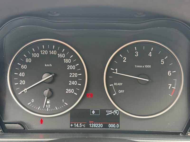 BMW 114 i Limousine*PDC*KLIMA*ALU*AUX — photo 12
