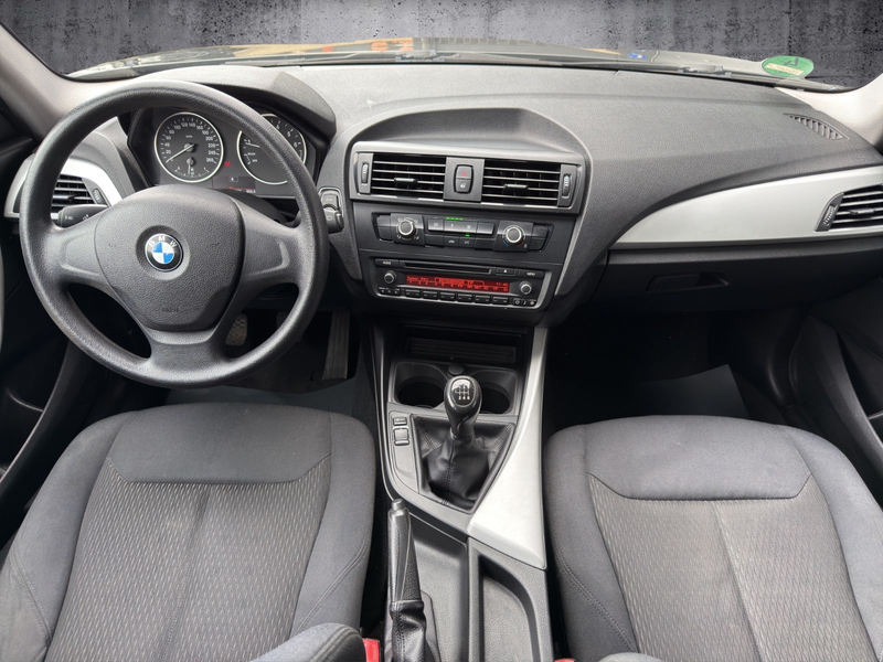 BMW 114 i Limousine*PDC*KLIMA*ALU*AUX — photo 10