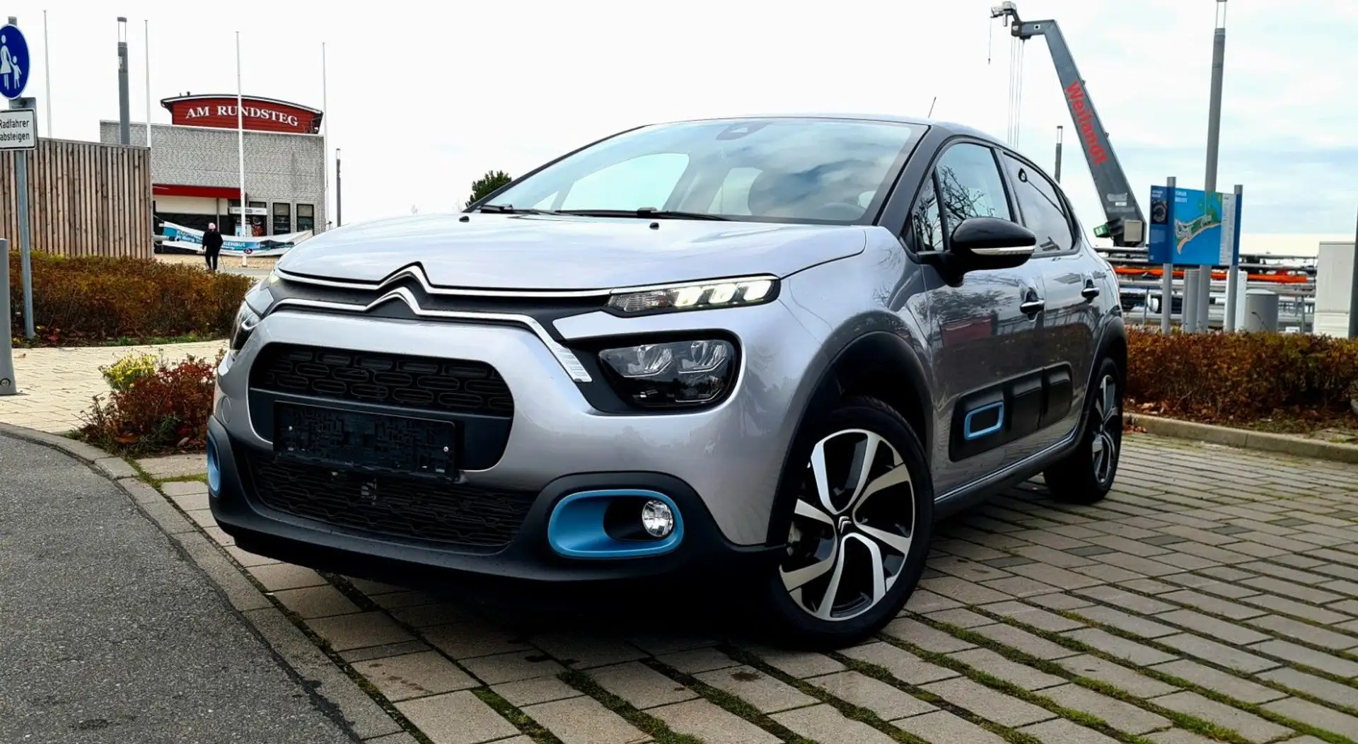 Citroen C3 Elle Online Edition Grau - 1