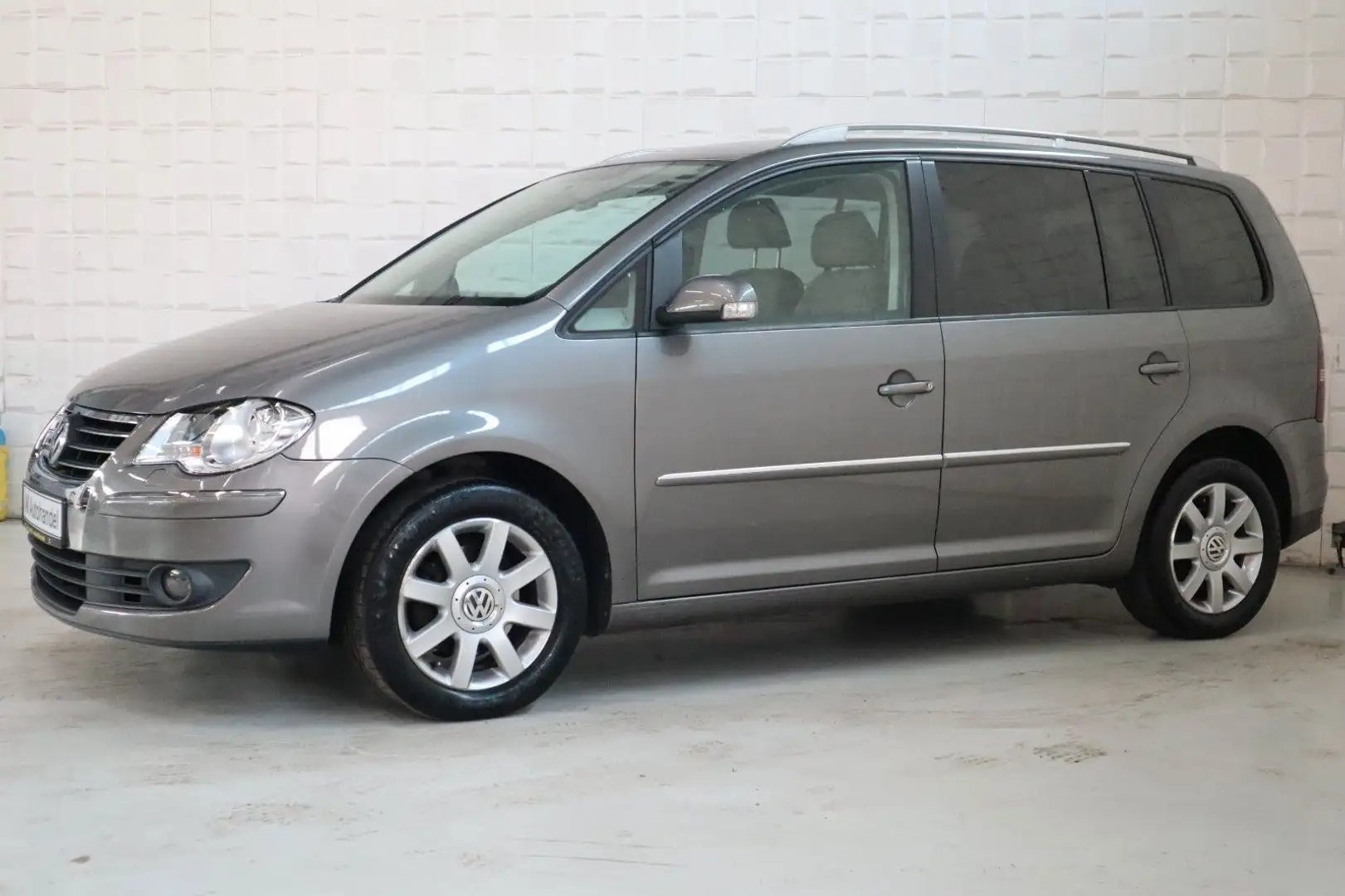 Volkswagen Touran Highline,Xenon,Klima,7-Sitzer Grau - 2