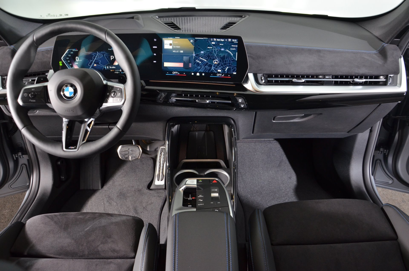BMW X1 xDrive23d — photo 6