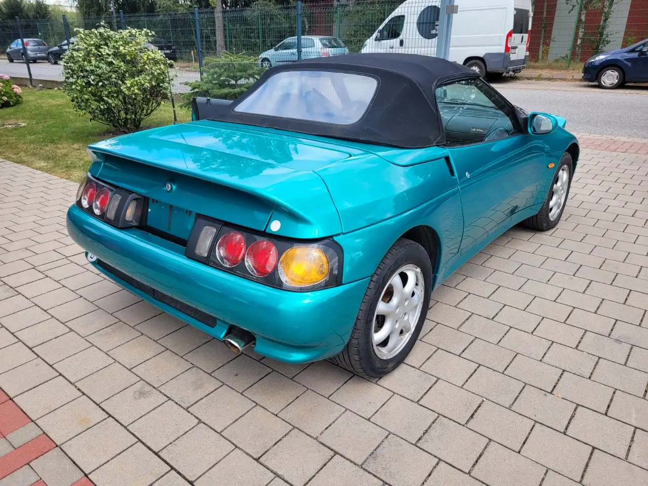 Kia Elan, foto 5