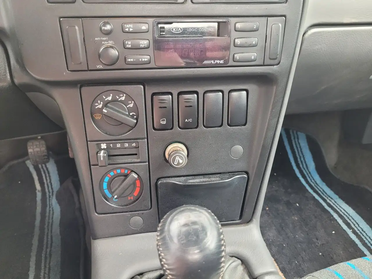 Kia Elan, foto 9