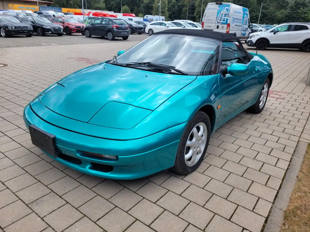 Kia Elan, foto 2