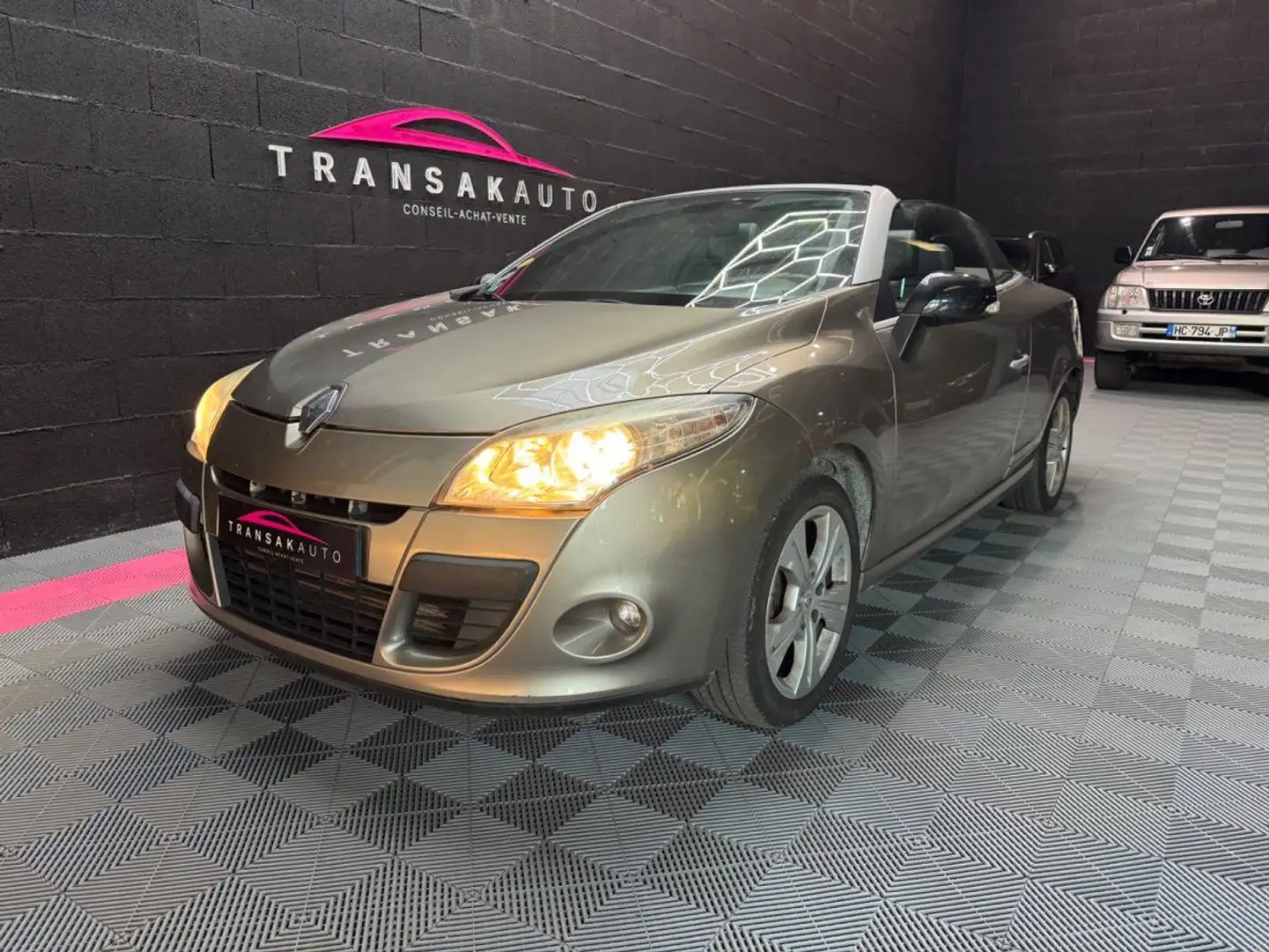 Renault Megane III dCi 110 eco2 FAP Dynamique Euro 5 Beige - 1
