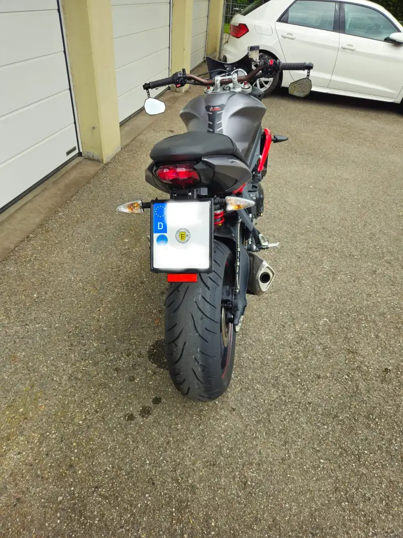 Triumph Street Triple 675 R Szary - 2