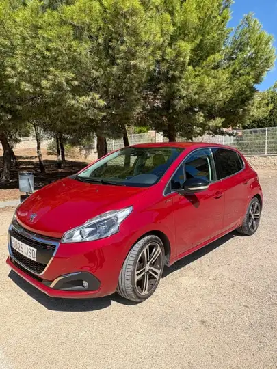 Peugeot 208 1.2 Pure Tech S&S Style EAT6 5p 2016