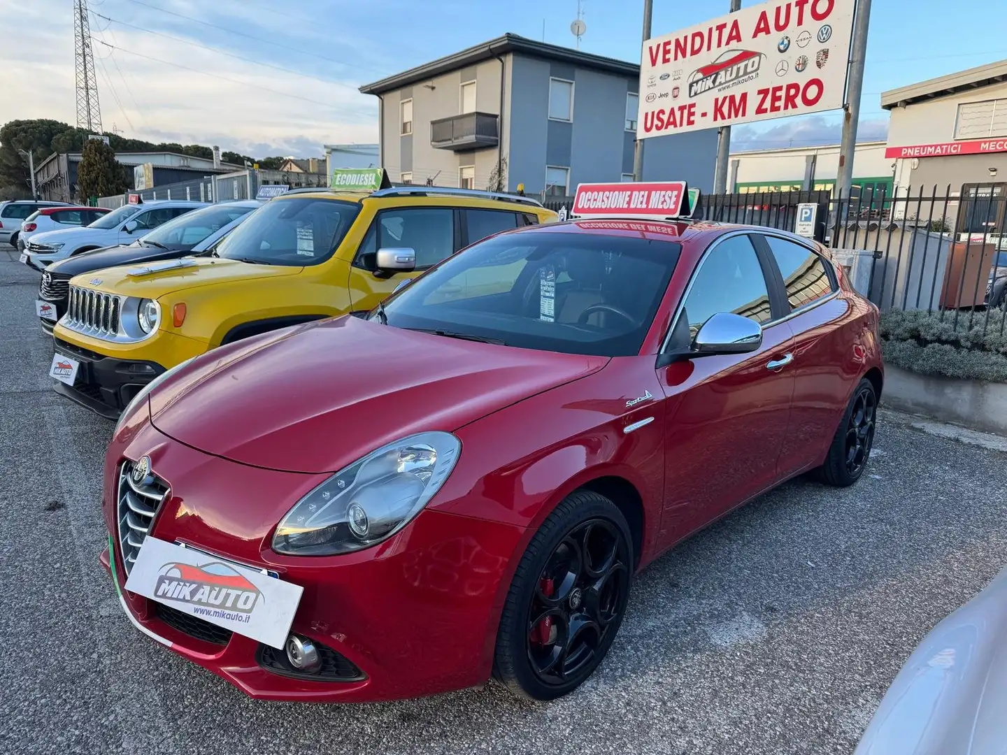 Alfa Romeo Giulietta Giulietta 2.0 jtdm Exclusive 175cv tct E6 Červená - 1