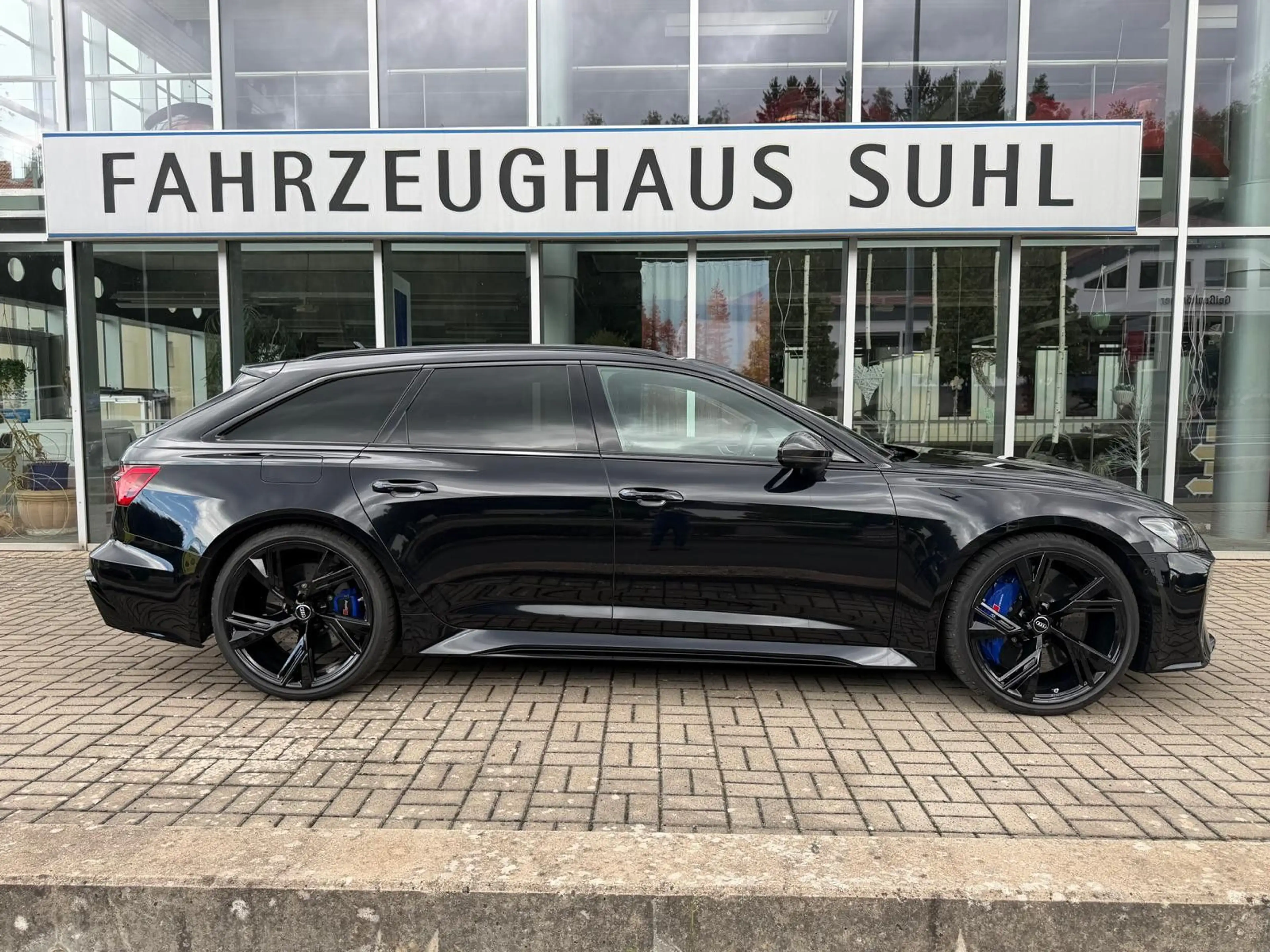 Audi RS6 RS 6 Avant 4.0 TFSI quattro Nachtsicht AHZV 1.Ha — photo 2