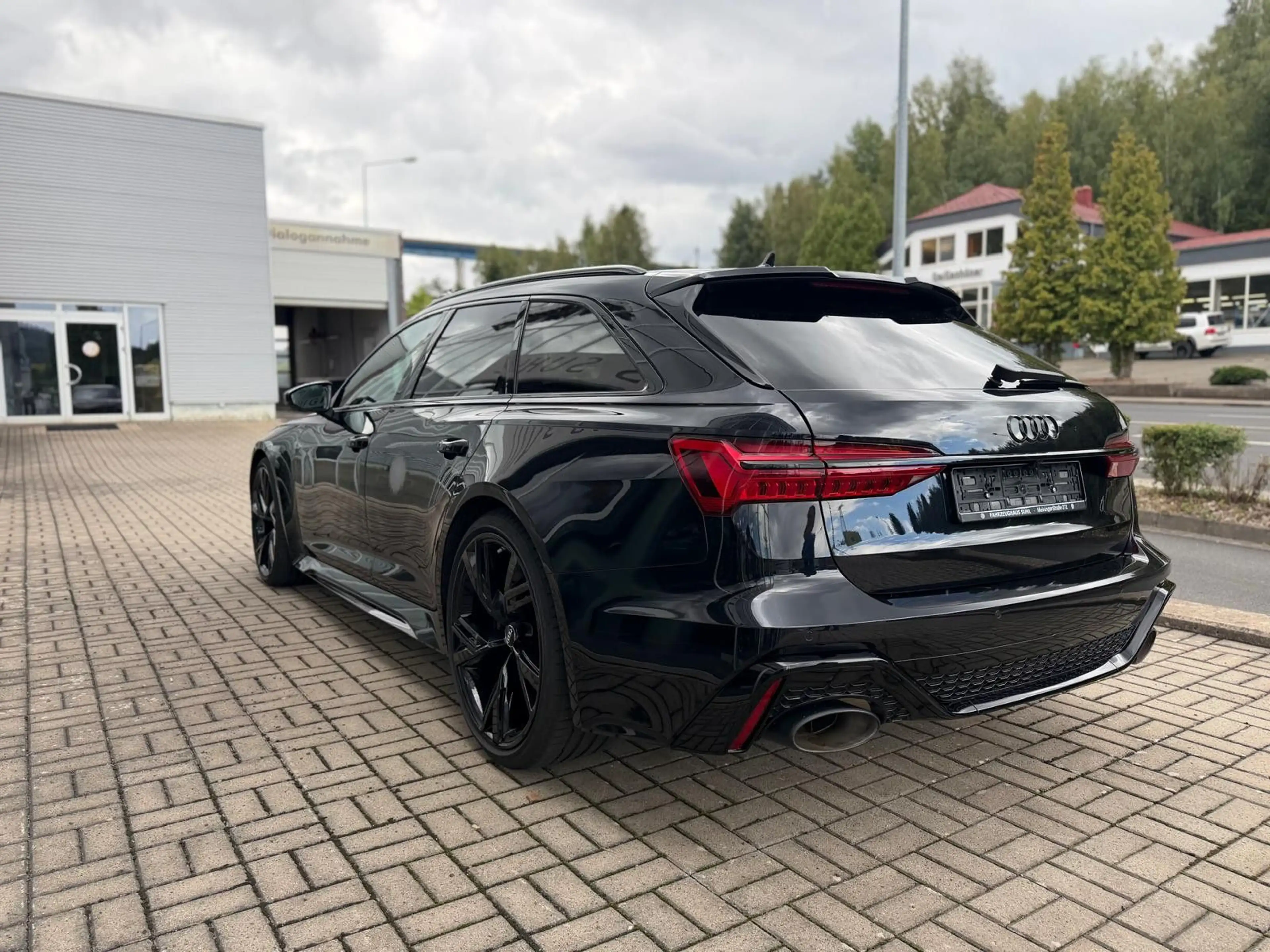 Audi RS6 RS 6 Avant 4.0 TFSI quattro Nachtsicht AHZV 1.Ha — photo 4