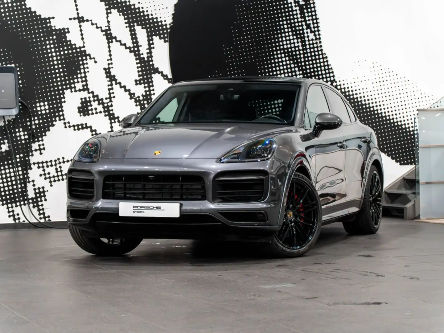 Porsche Cayenne Coupé GTS Gris - 1