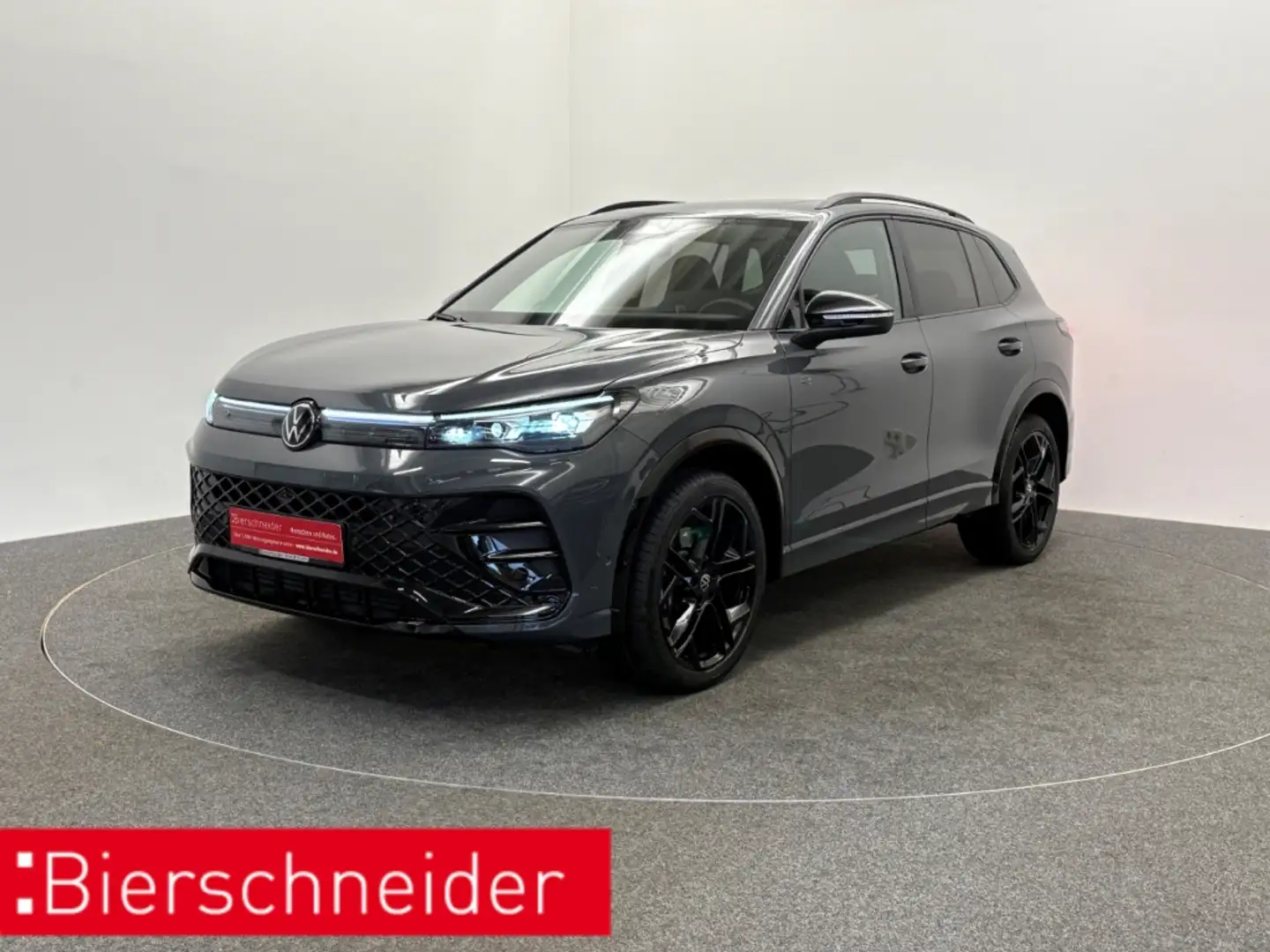 Volkswagen Tiguan 2.0 TDI DSG 4Mo. R-Line Black Style DIGITAL COCKPI Grau - 1