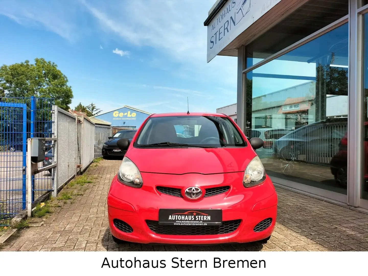 Toyota Aygo AYGO Basis*Klima*Serv*ZV* Rot - 2