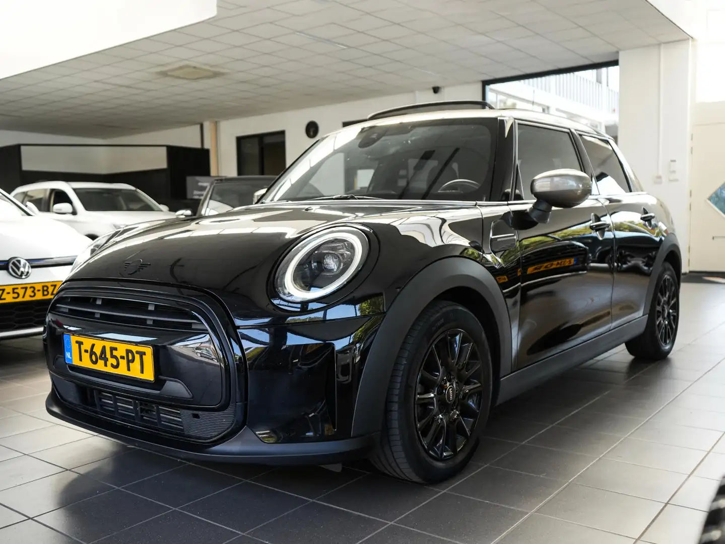 MINI Cooper Mini 1.5 | PANO | CAMERA | STOELVERW. | CRUISE Zwart - 1