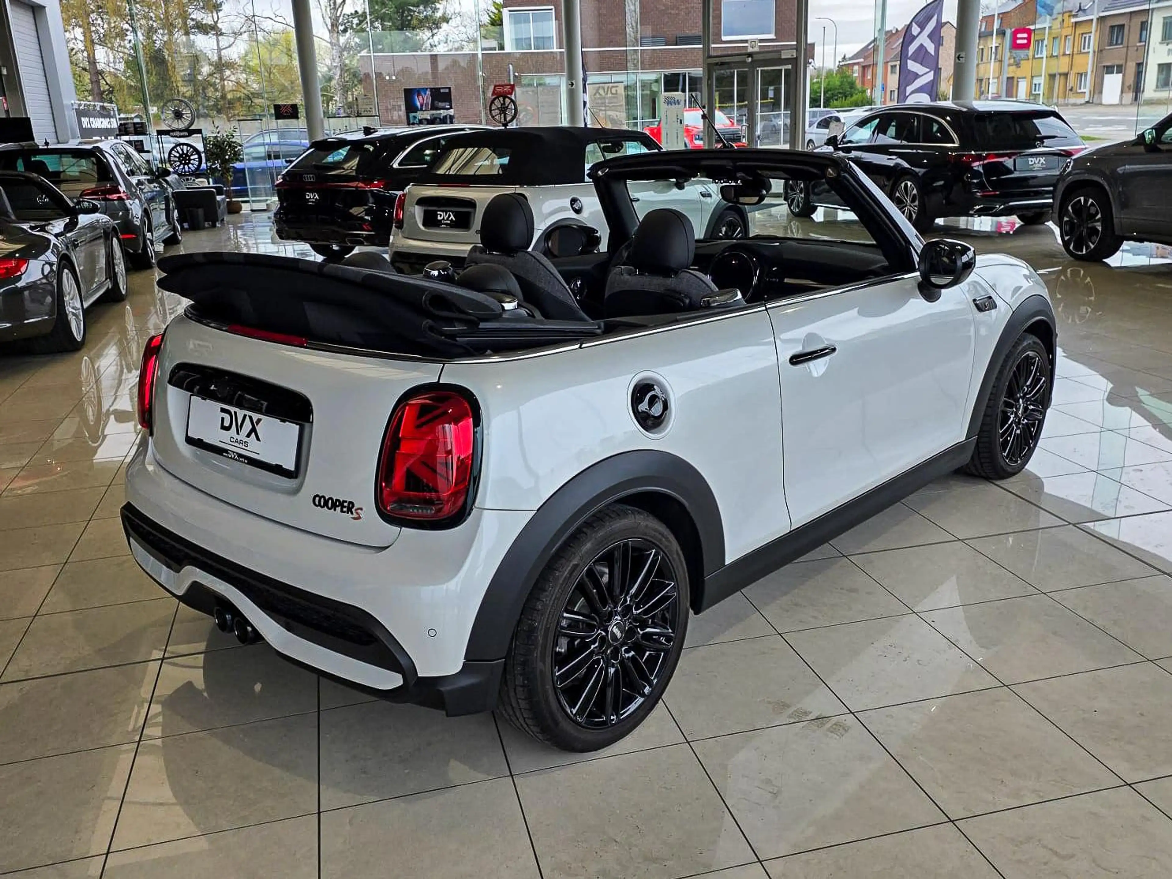 MINI Cooper S Cabrio HUD/Camera/Harman Kardon/Garantie — photo 11