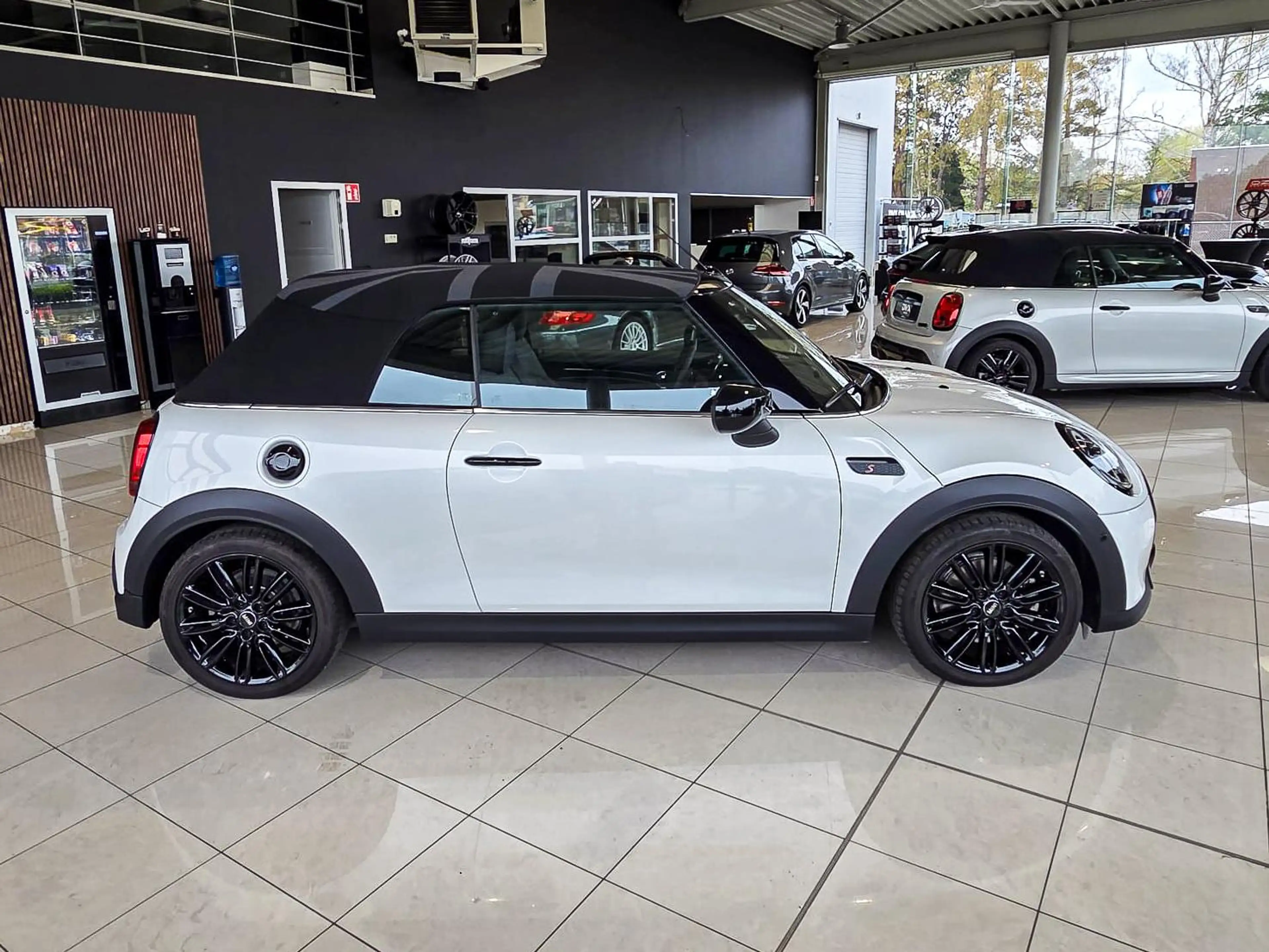 MINI Cooper S Cabrio HUD/Camera/Harman Kardon/Garantie — photo 2