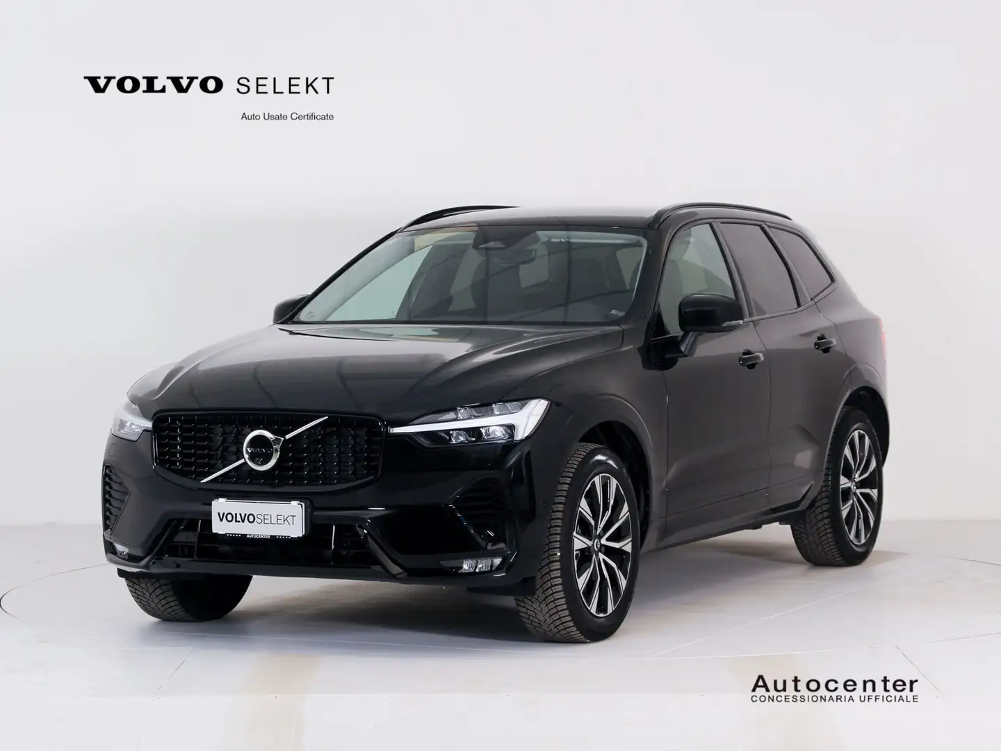 Volvo XC60 B4 (bz) FWD AUTOMATICA PLUS DARK Zwart - 1
