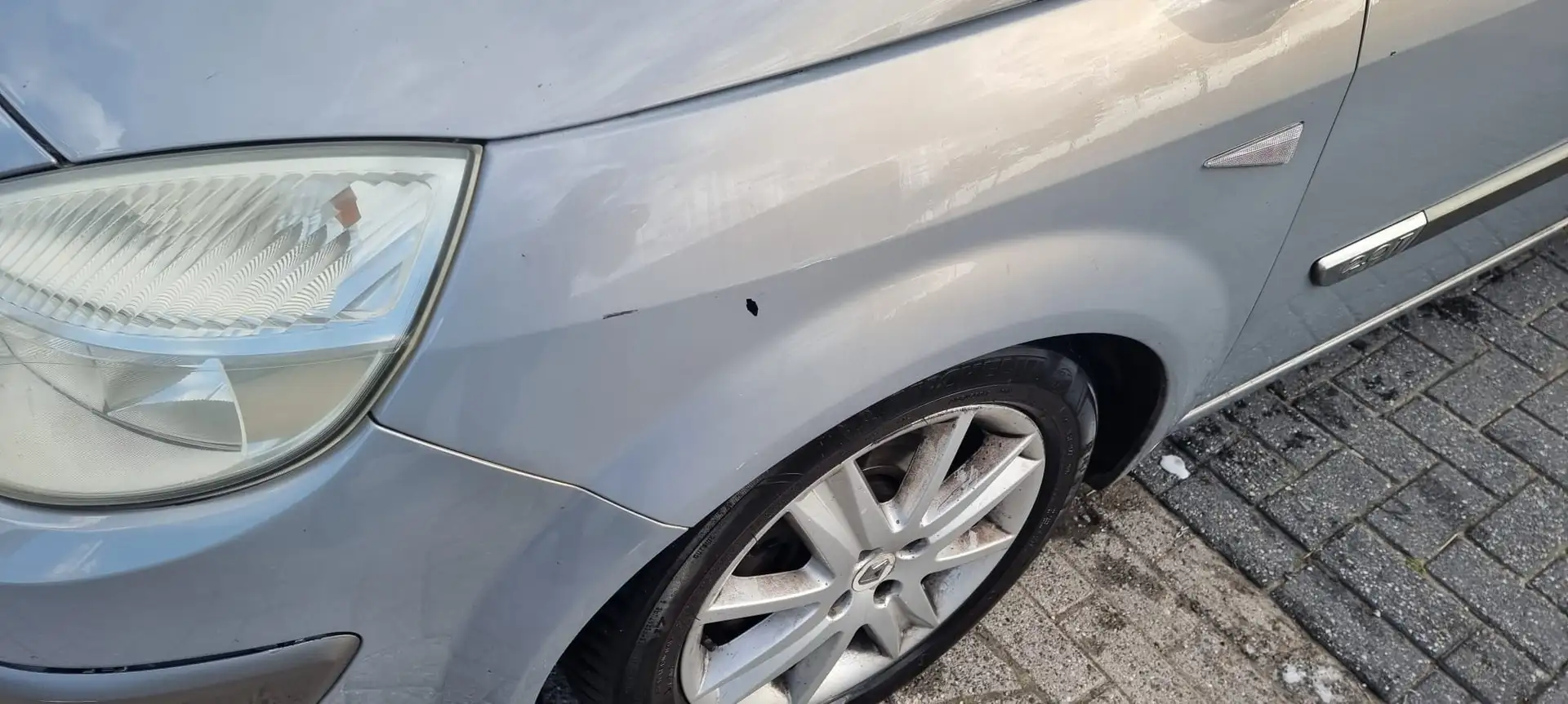 Renault Scenic Scenic 2.0-16V T Priv.Luxe Szürke - 1